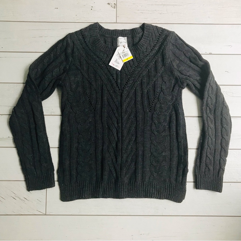 NWT Hippie Rose 🌹Sweater Medium - Picture 2 of 6